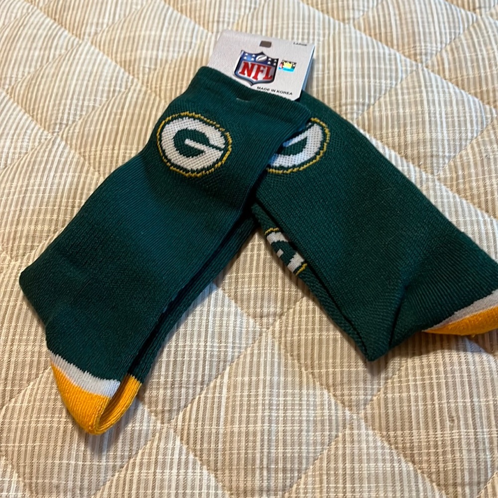 BNWT Green Bay Packer Socks